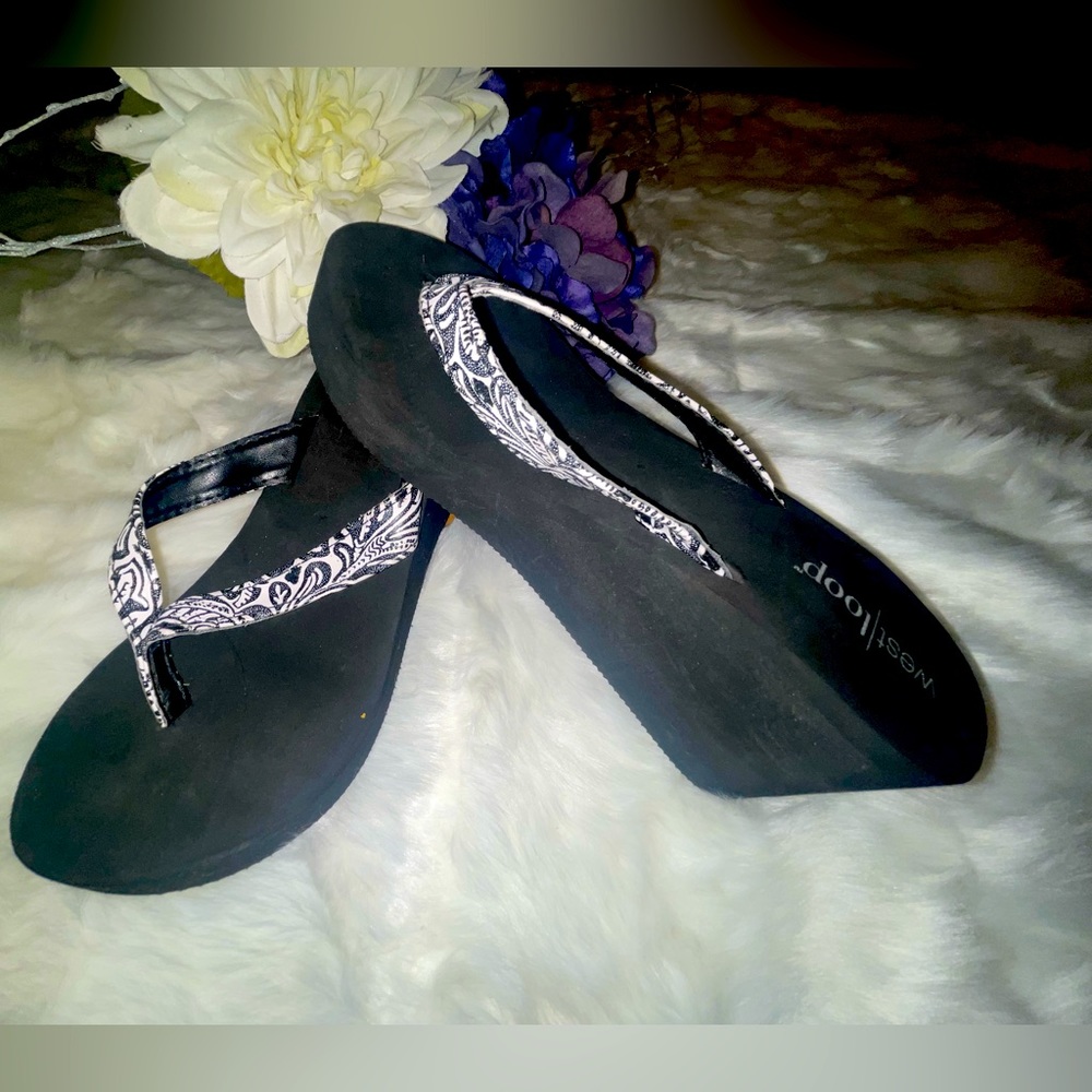 West Loop | Black Platform Women's Size *Like New*